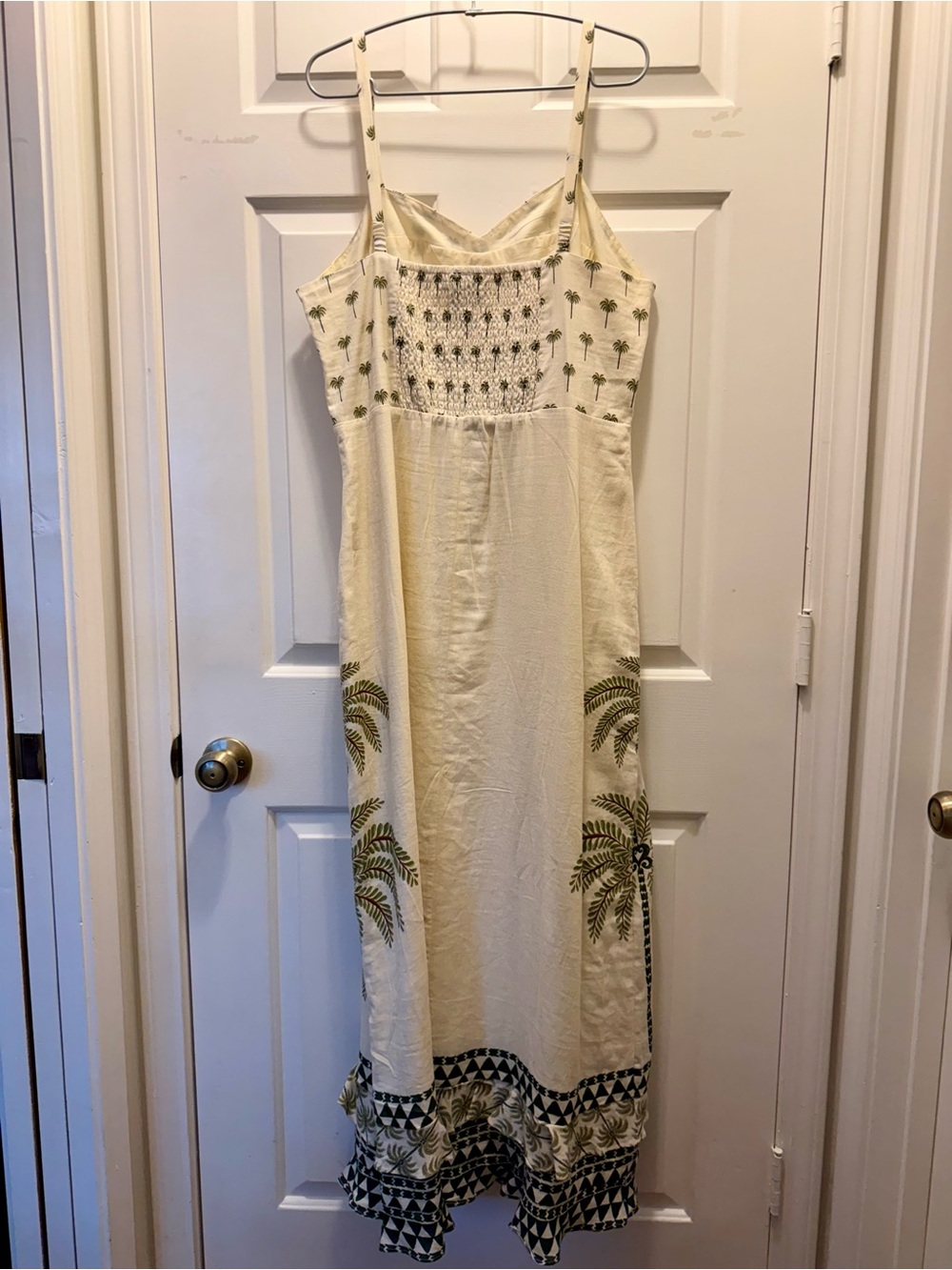 New With Tags FARM Rio Cream Maxi Dress with Green Palm Print - Picture 6 of 7